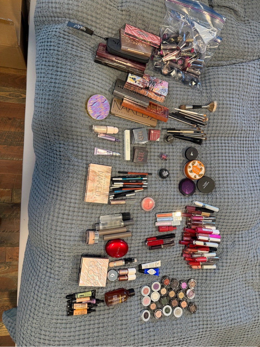 Urban Decay Assorted Makeup Collection - Lot of 208!!!!!